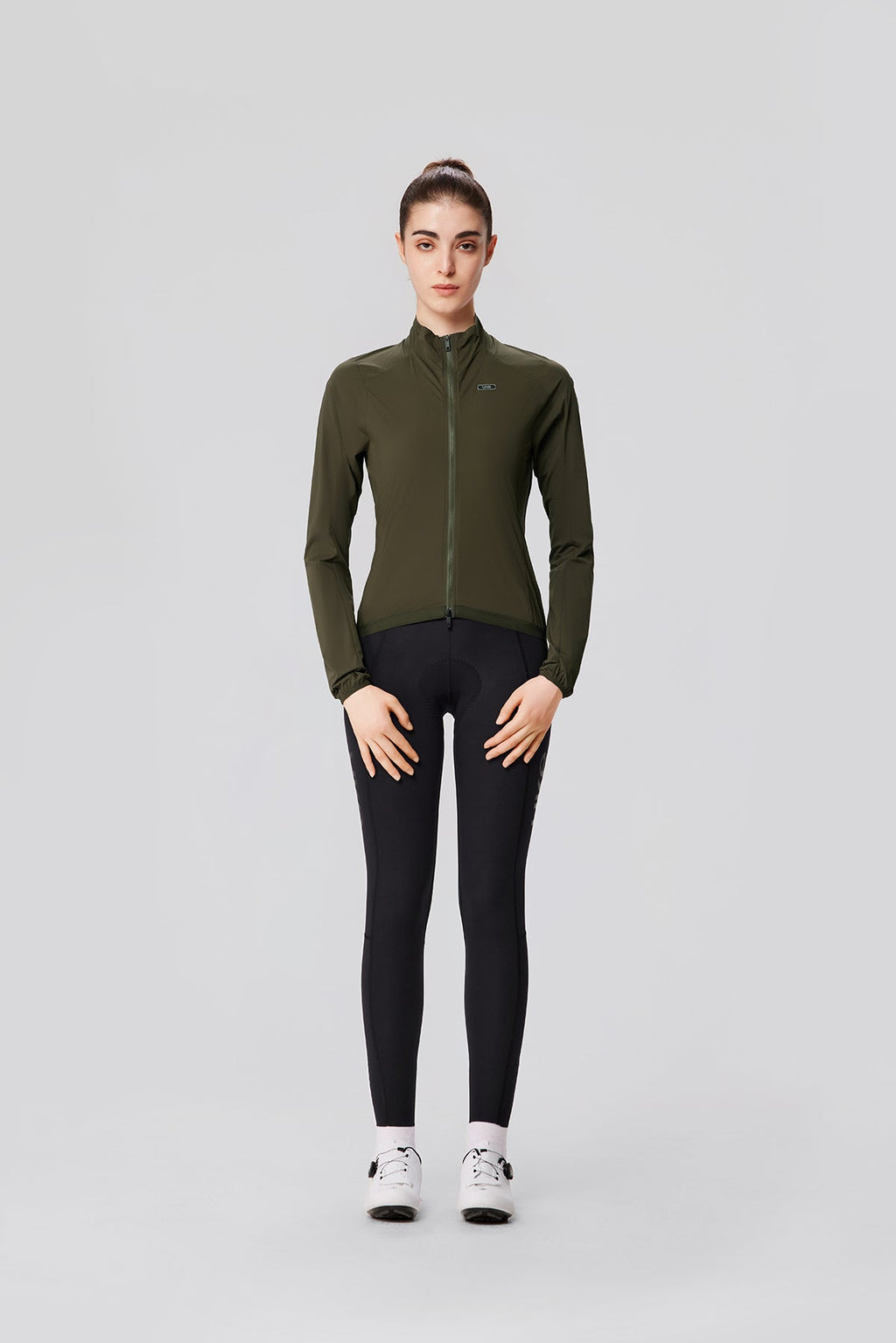 ENTRAINEMENT - Gilet coupe vent femme