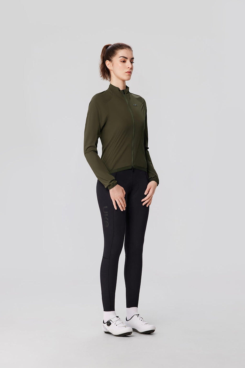 ENTRAINEMENT - Gilet coupe vent femme